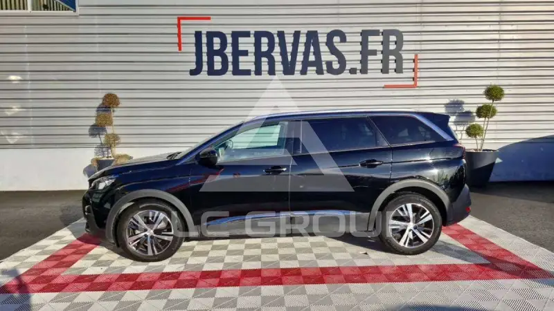 2020 Peugeot 5008