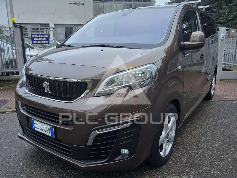 2020 Peugeot Traveller