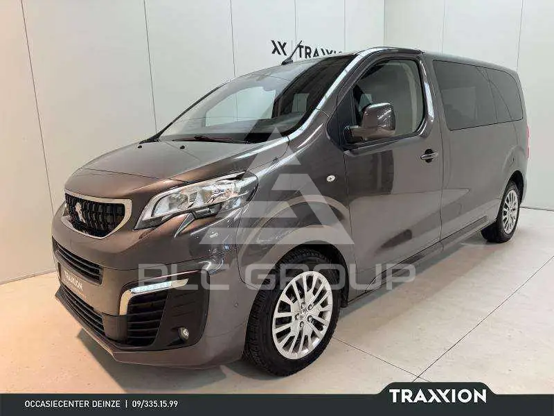 2020 Peugeot Traveller