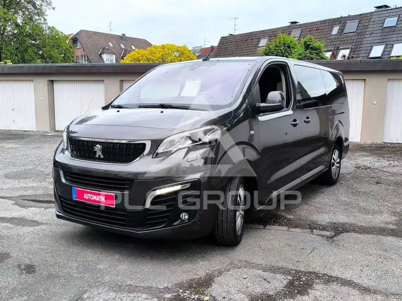 2020 Peugeot Traveller
