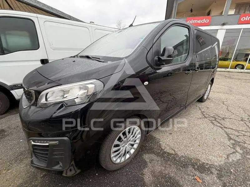 2020 Peugeot Traveller