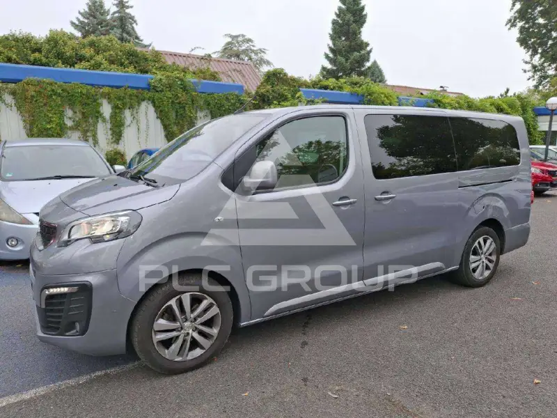 2020 Peugeot Traveller