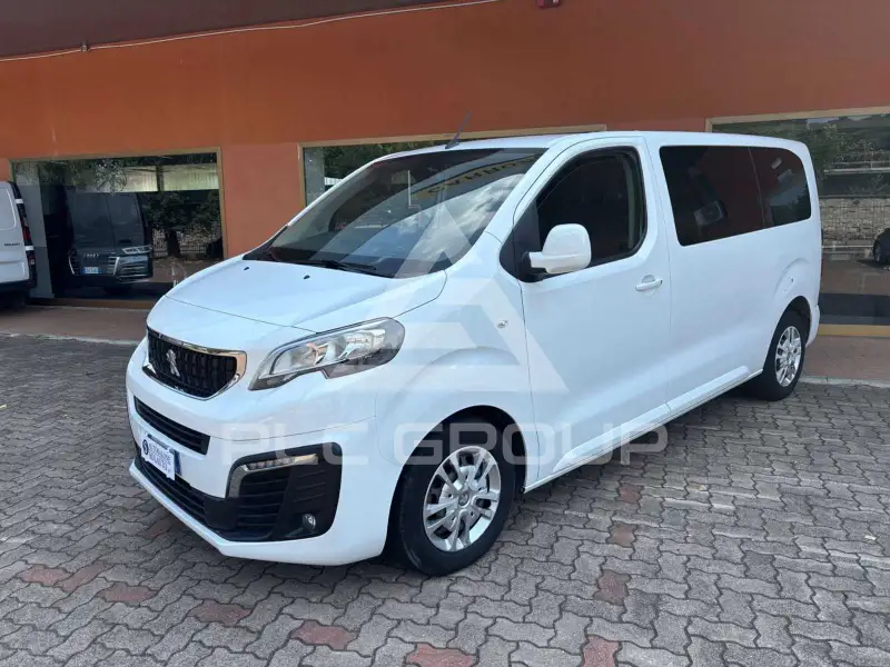 2020 Peugeot Traveller