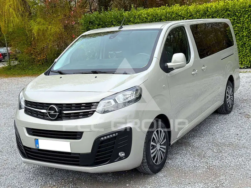 2020 Peugeot Traveller