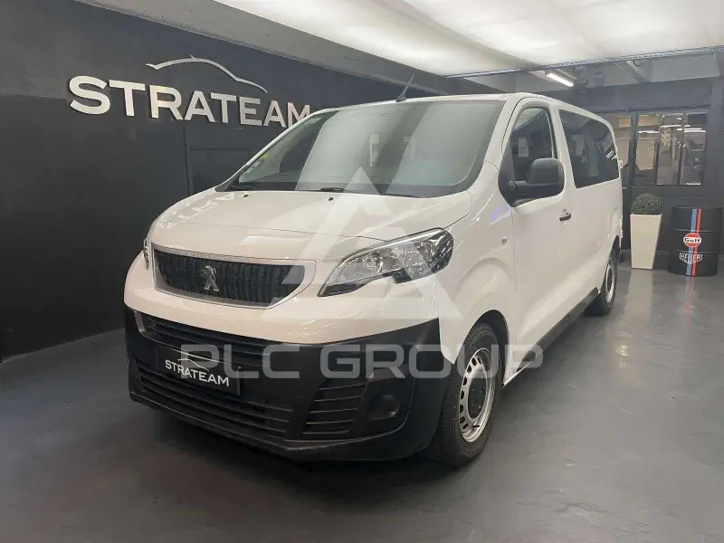 2020 Peugeot Traveller