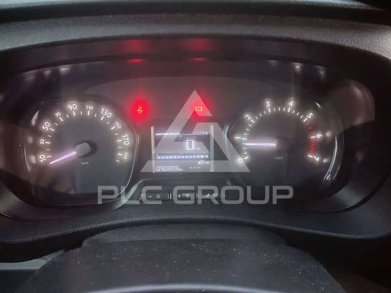2020 Peugeot Traveller