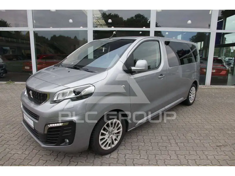 2020 Peugeot Traveller