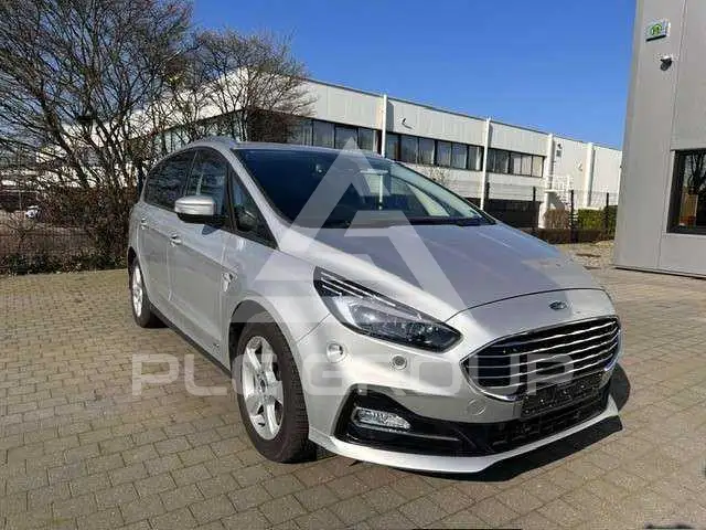 2020 Ford S-Max
