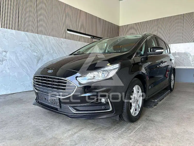 2020 Ford S-Max