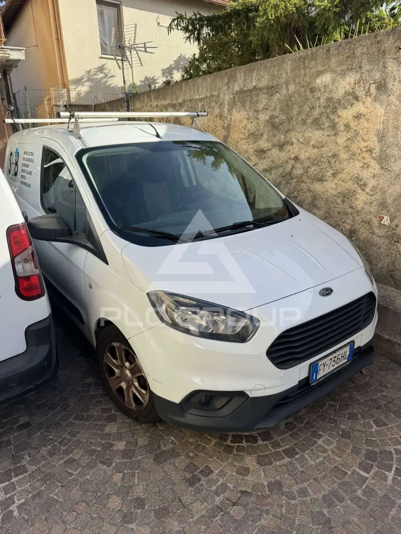 2020 Ford Courier