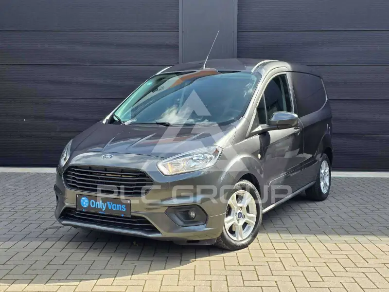 2020 Ford Courier