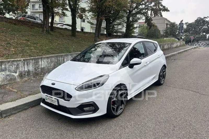 2020 Ford FIESTA