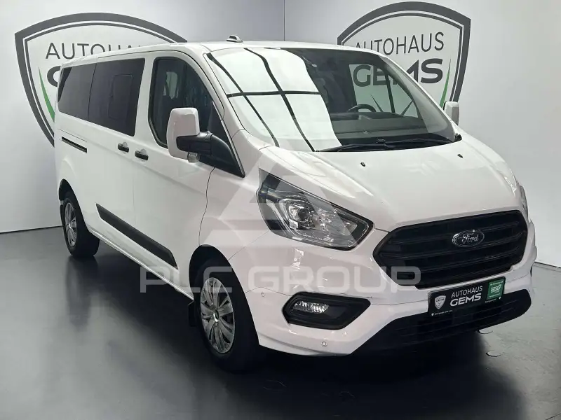 2020 Ford Tourneo