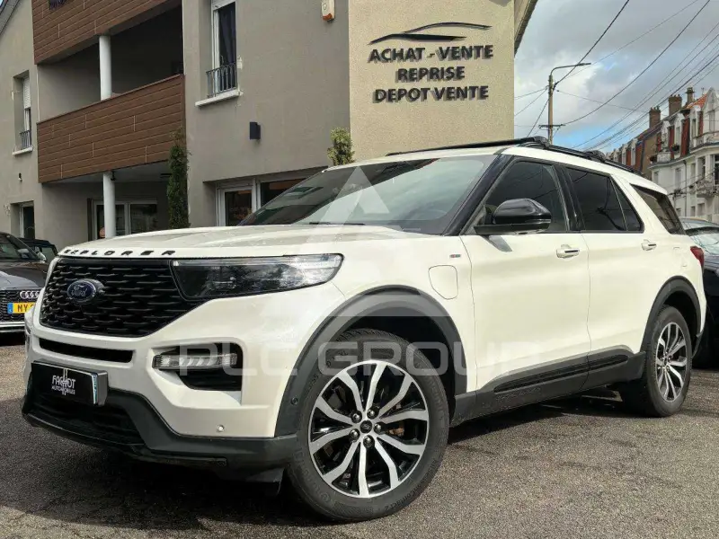 2020 Ford EXPLORER
