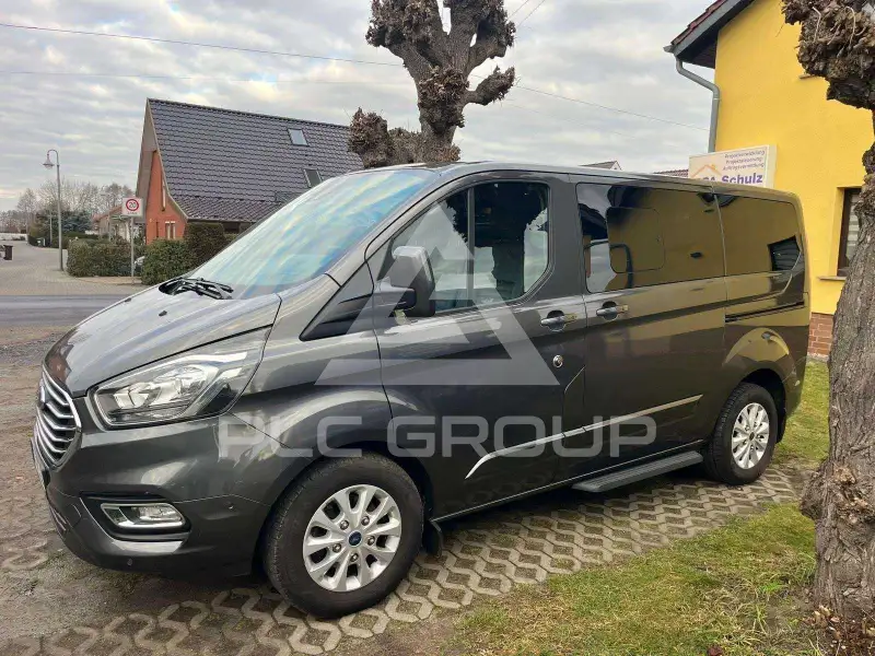2020 Ford Tourneo