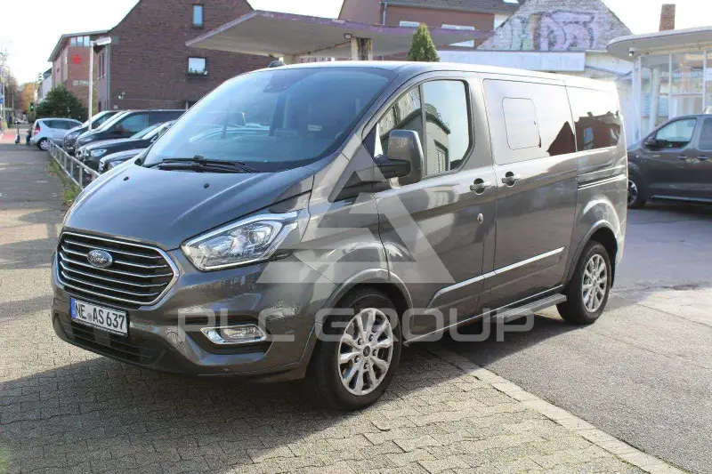 2020 Ford Tourneo