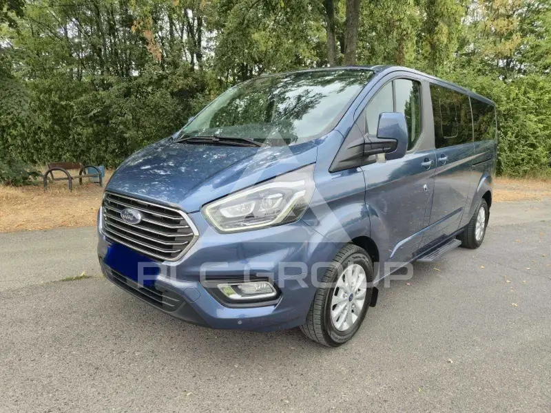 2020 Ford Tourneo