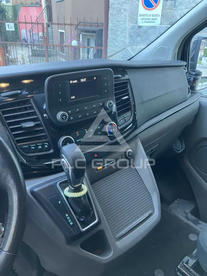 2020 Ford Tourneo