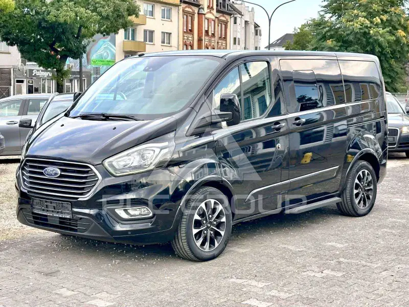 2020 Ford Tourneo