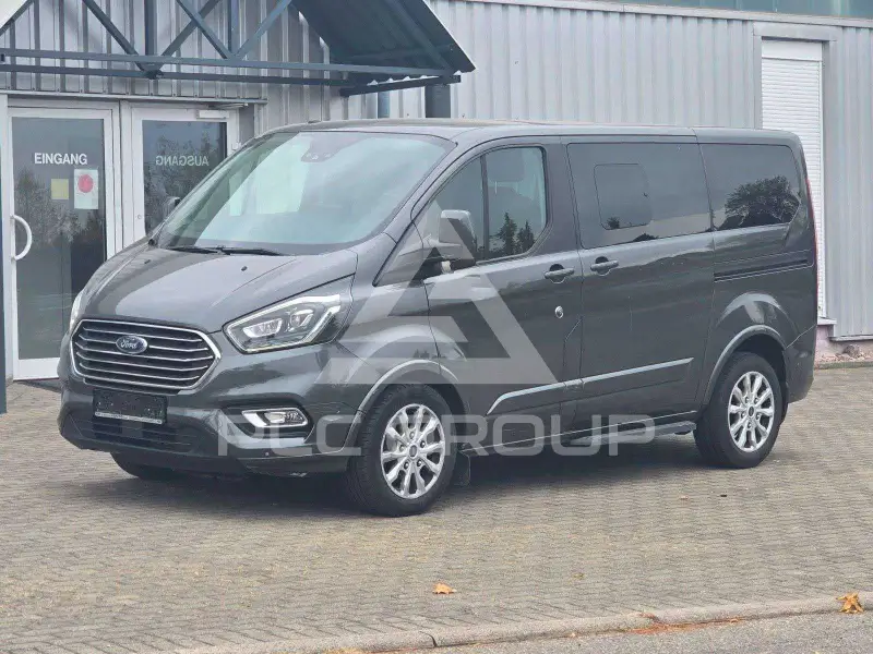 2020 Ford Tourneo
