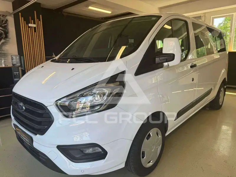 2020 Ford Tourneo