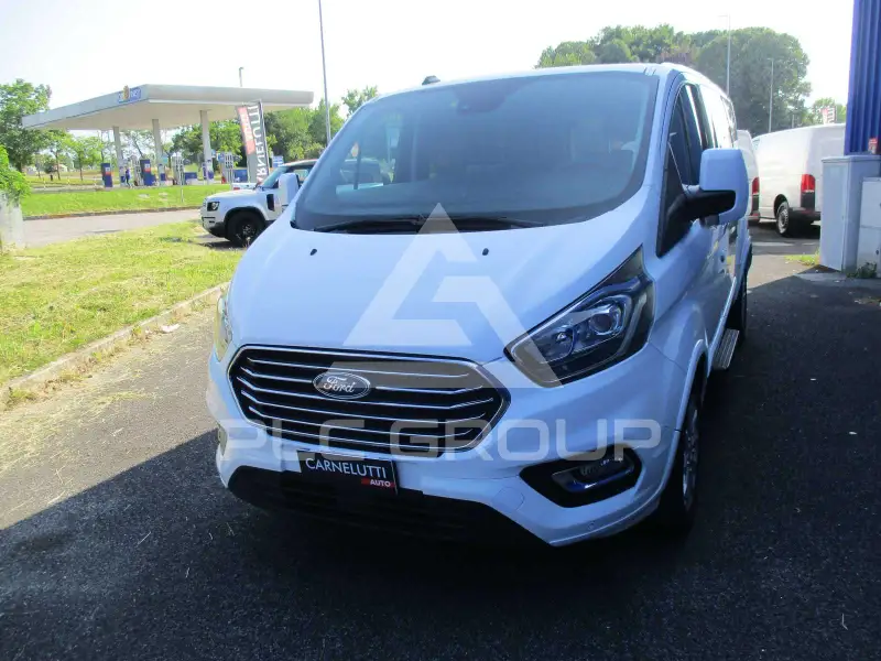 2020 Ford Tourneo