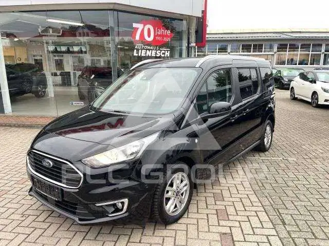 2020 Ford Tourneo