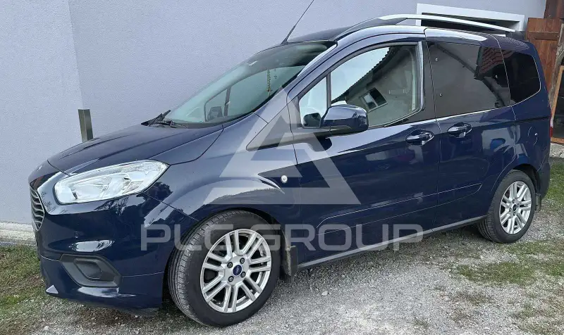 2020 Ford Tourneo