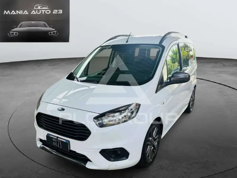 2020 Ford Tourneo