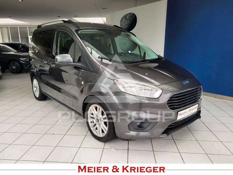 2020 Ford Tourneo