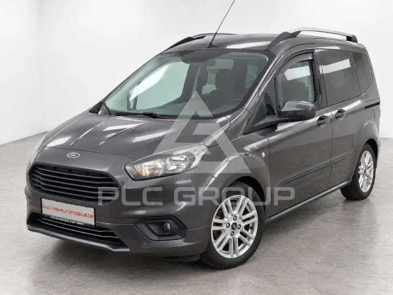 2020 Ford Tourneo