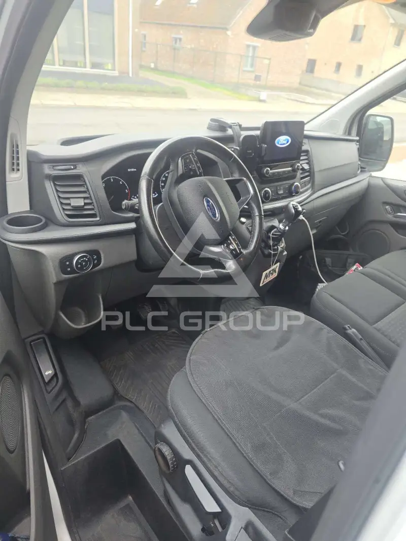 2020 Ford Customline