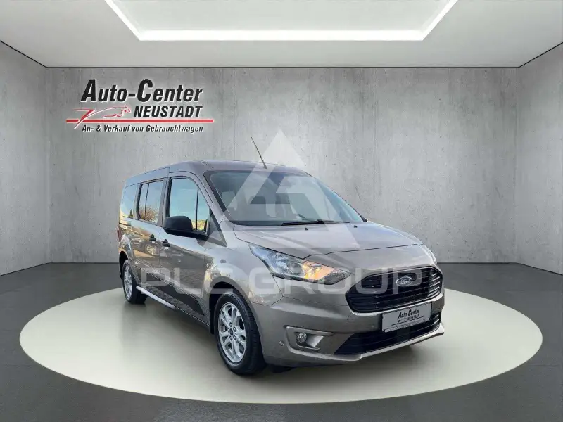 2020 Ford Tourneo
