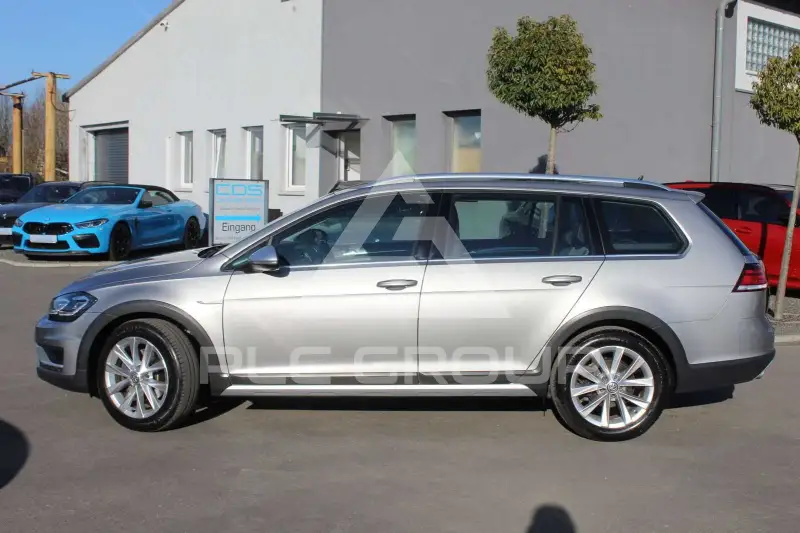 2020 Volkswagen GOLF