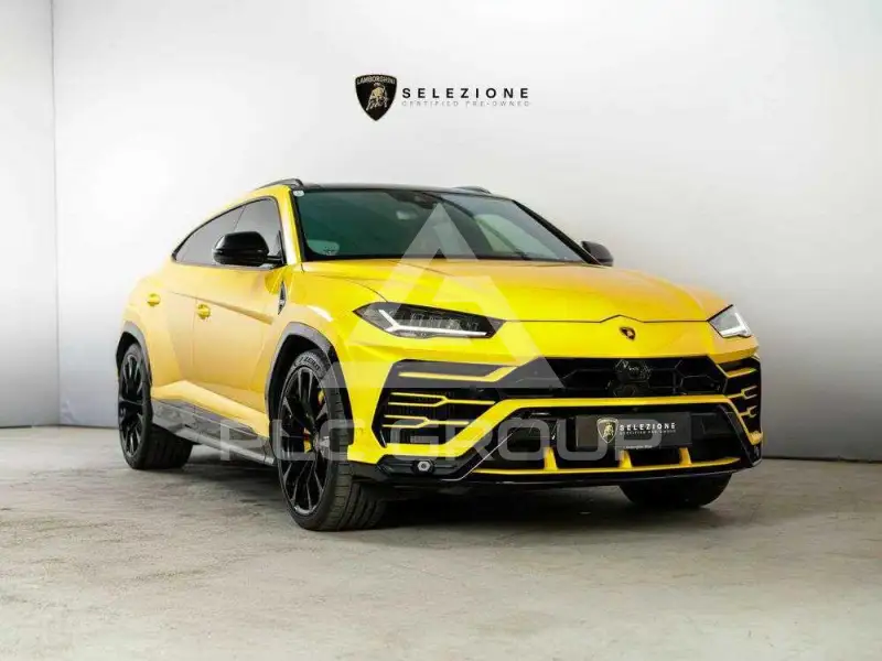 2020 Lamborghini Urus