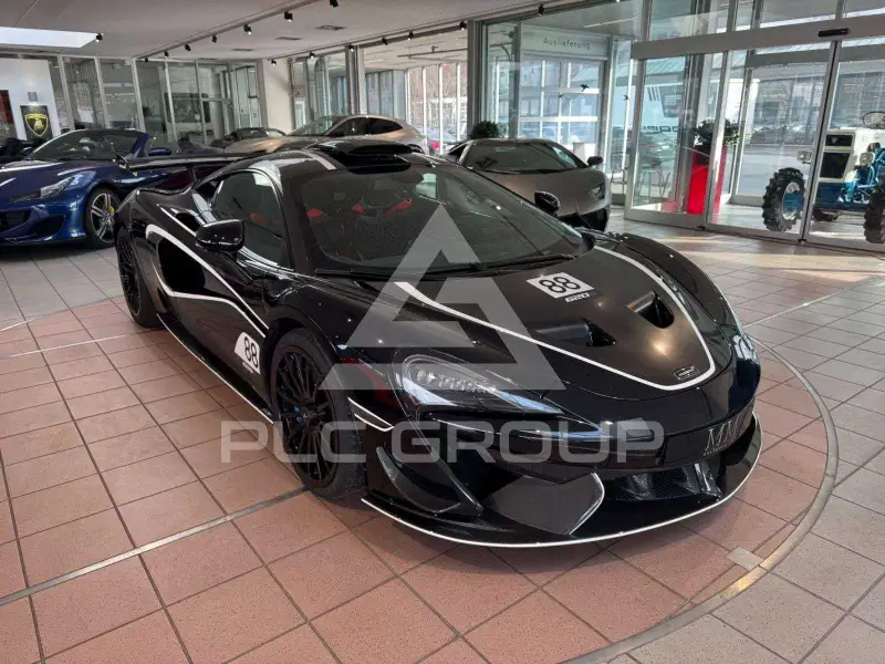 2020 McLaren 620