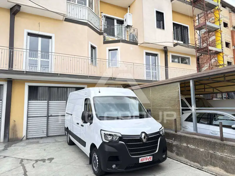 2020 Renault Master