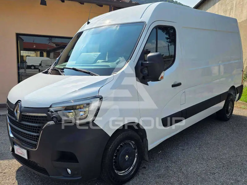 2020 Renault Master
