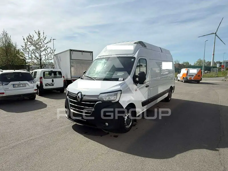 2020 Renault Master