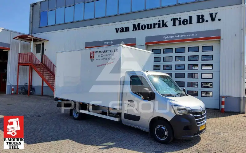 2020 Renault Master
