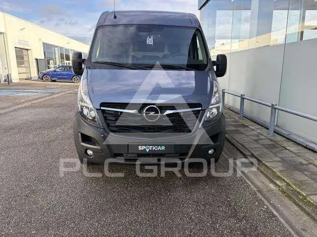 2020 Opel Movano