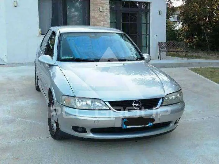 2020 Opel Vectra