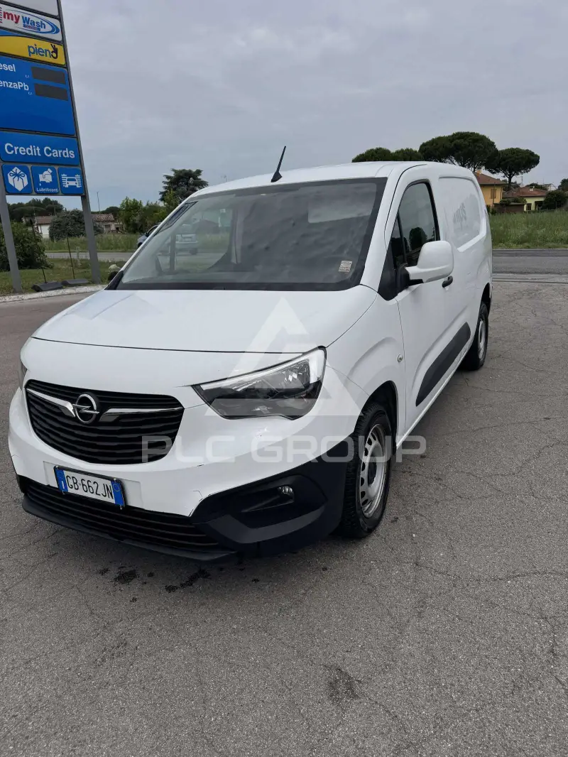 2020 Opel Combo