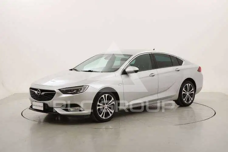 2020 Opel Insignia