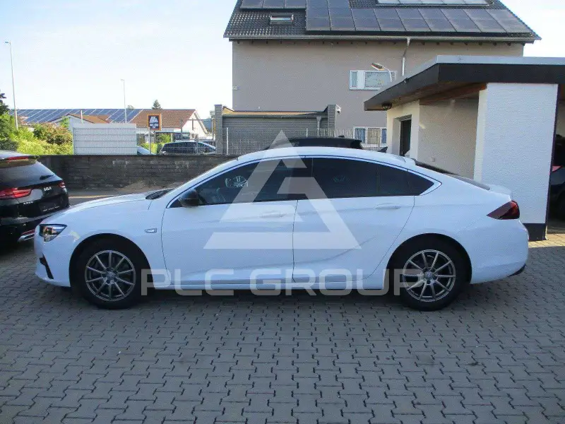 2020 Opel Insignia