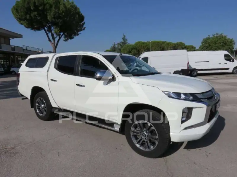 2021 Mitsubishi L200