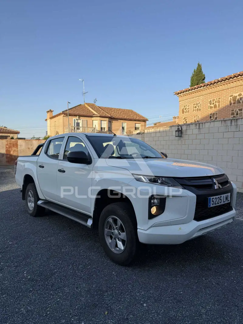 2021 Mitsubishi L200