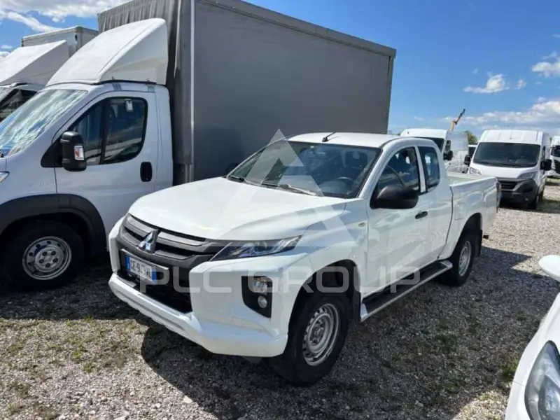 2021 Mitsubishi L200