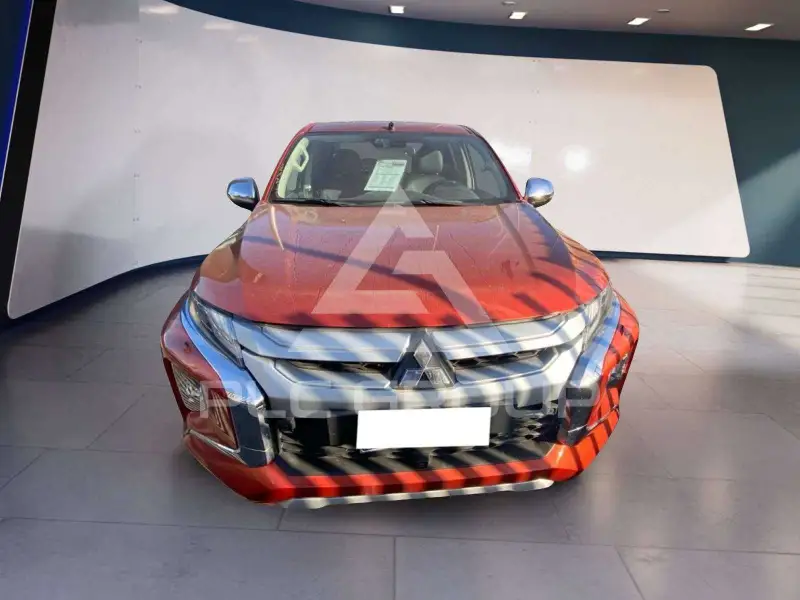 2021 Mitsubishi L200