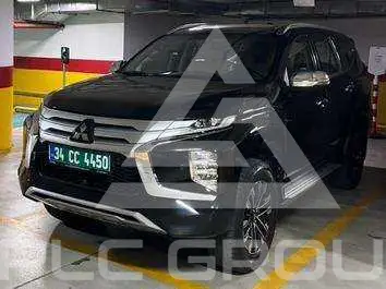 2021 Mitsubishi MONTERO